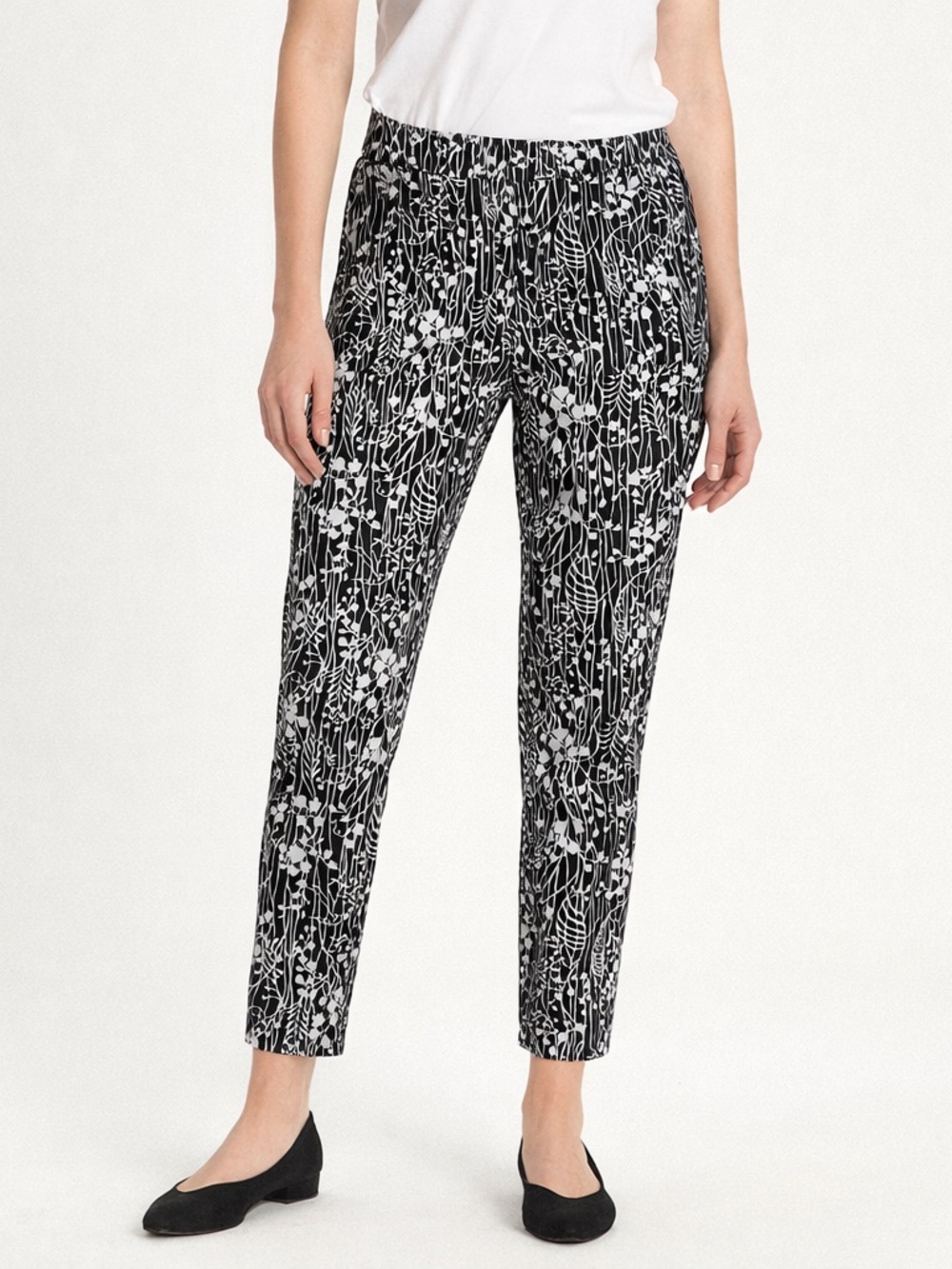 Rafaella Comfort Black White Floral Pull On Pants Women Size 8